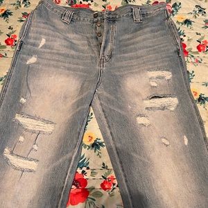 Kancan jeans with distressing